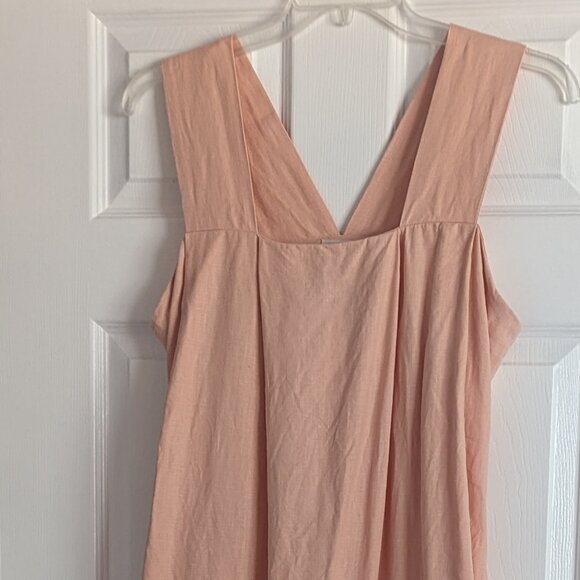 Man in the Studio Origami Linen Dress - Picture 2 of 8